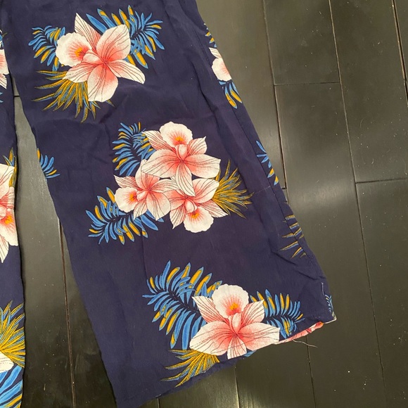 Floral jumpsuit size XS - Picture 4 of 5